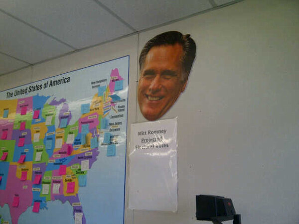 HNM_Problems's tweet image. Mitt Romney staring at you during class #HNMProblems #ItsNoLongerSafe