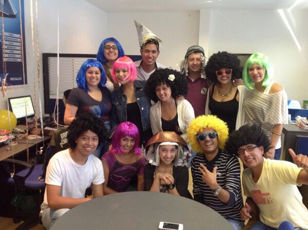 SMVGroup's tweet photo. Y así se vivió nuestro viernes flexible! Feliz fin de semana para todos! http://t.co/BKaO2qWB