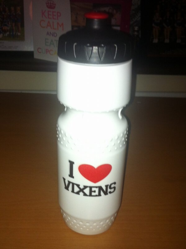 I ❤vixen water bottles are here. #vixenlove #southernregionals