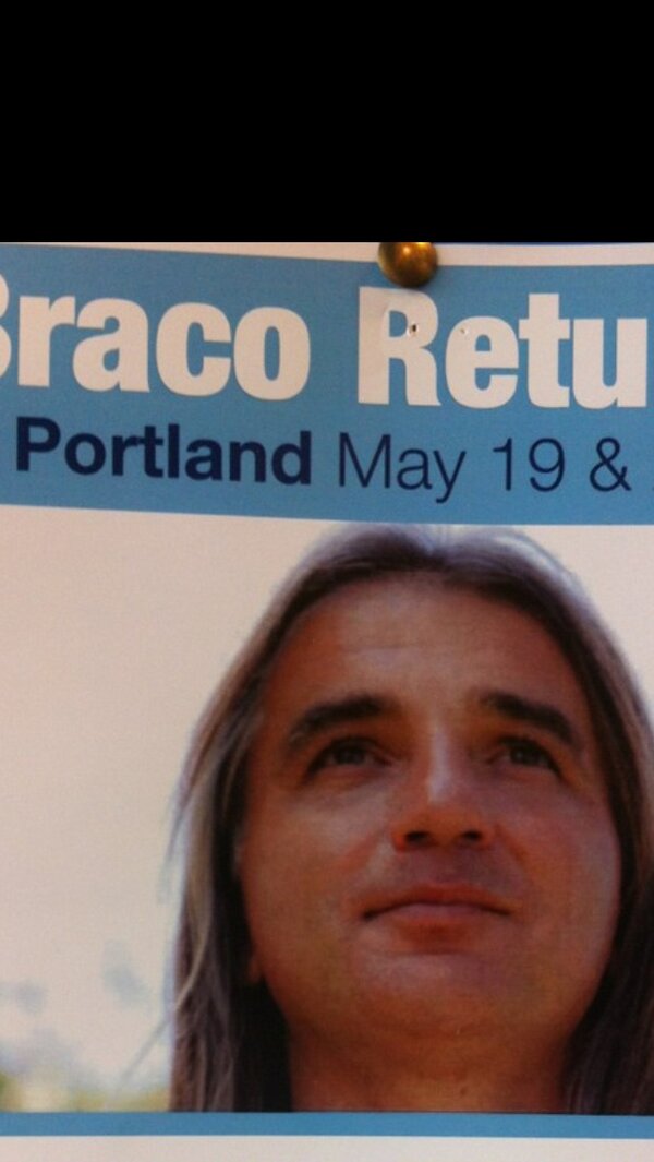 nicolas88batum's tweet photo. J ai trouvé le frere americain de Francis Lalane... http://t.co/MW2zB2kM
