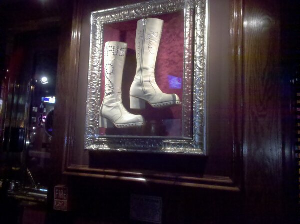 FunkystarChild's tweet image. Rufus thomas boots