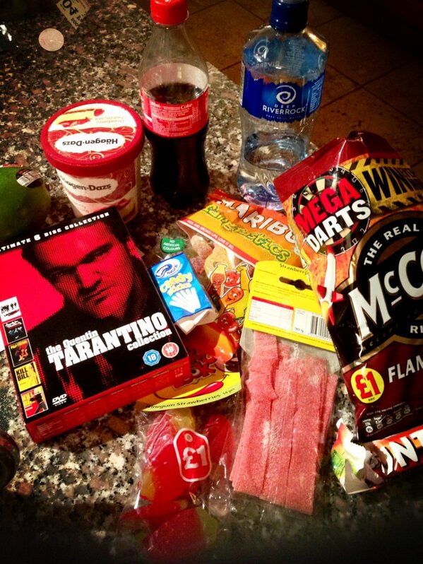 MaeveMadden's tweet image. Because we all need a day off #getinmytummy #yummy #fridaybinge with @TurloughMadden