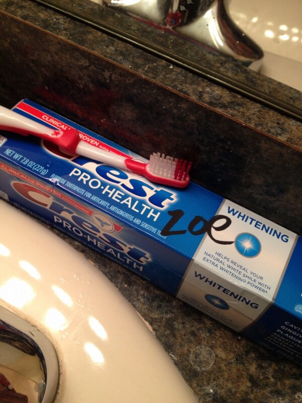 zoeariell's tweet photo. The fact that they bought me my own toothpaste and toothbrush at Courtney's #ILiveThereNow http://t.co/YEL9goHO
