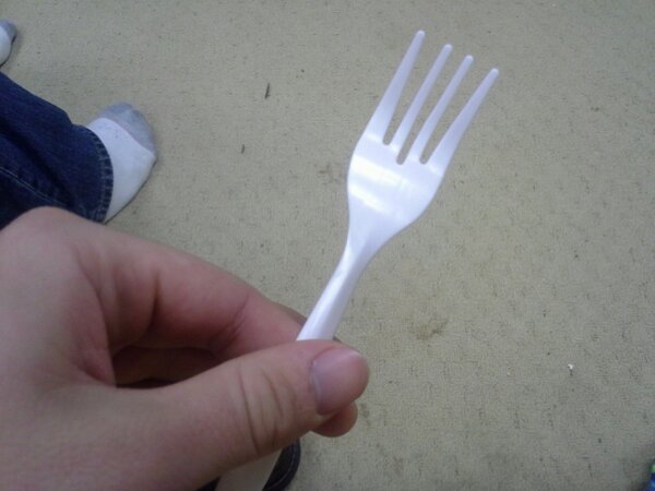 SeussMusical's tweet photo. @JustinAGF finds this fork amusing http://t.co/t47Yp6u1