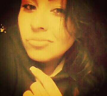 andreabluah tweet picture
