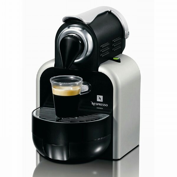 _aparatus's tweet photo. Sortegem una cafetera NESPRESSO entre els 224 primers followers que ens feu un retweet! http://t.co/2m0hRGty