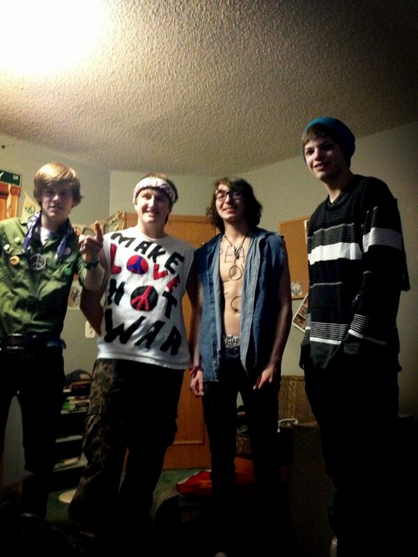 PrincessKikii13's tweet image. #thesecuties #hiiiiiii #pregaming #lol