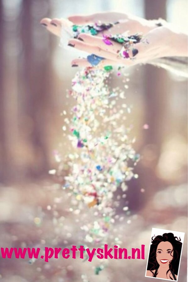 PrettySkin2012's tweet image. Have a Pretty Sparkling Shiny Day