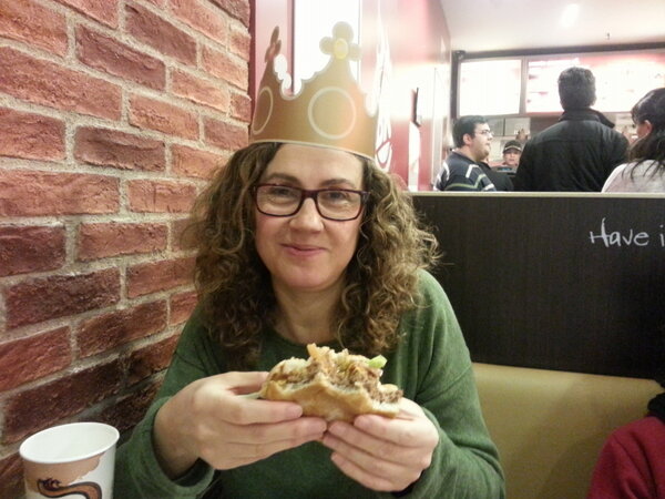 laqueenDuran's tweet photo. Final de examenes cuatrimestrales!!! Fiestuki en el BK con Mau y Pab http://t.co/oM3osCB5