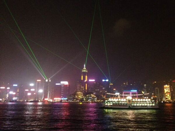 minz1969's tweet photo. laser show http://t.co/2VDzLNnX