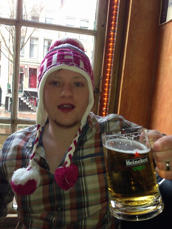 a8xle's tweet photo. @90_RAW @beckella_x  #broken man :) http://t.co/NR8NTiBd