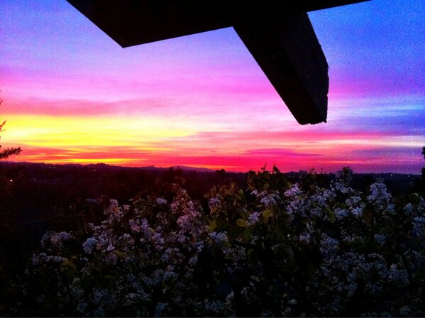 JMcNugget1's tweet photo. Good morning Cali, good afternoon Deutschland! @HelloMJOLNIR @Crossfitwi http://t.co/v5cJ9X7q