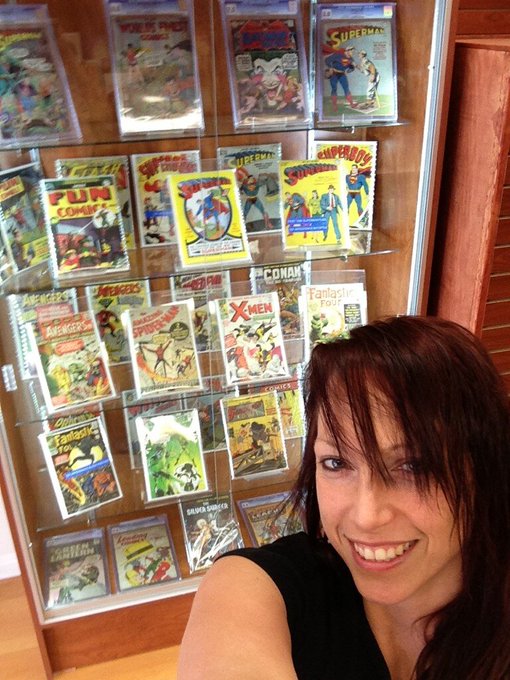 Hanging here at my FAVORITE comic book store!!! @BlastoffComics!!  And yes, that is a mega-load of #1's<a href="/tag/psk"class="tags"><span>#psk</span></a>