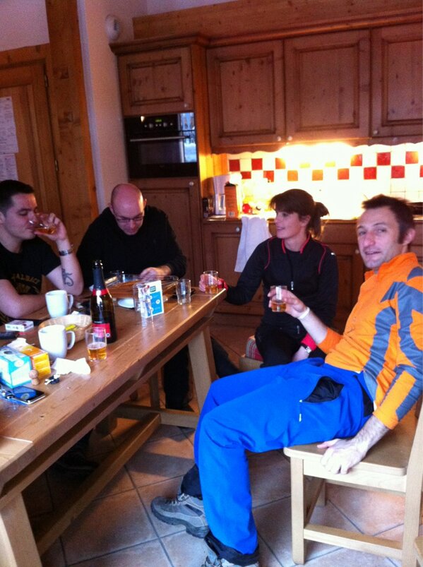 #valtechski2013 <a href="/PaulineDW/">Pauline Duffour</a> <a href="/floca1109/">ROBOTOCRACY</a> Tisane&amp;saucisson vs Crêpes &amp;cidre !