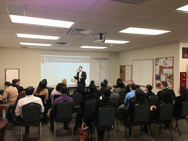 fradelbarber's tweet image. Fast Start School in Brooklyn office is rocking right now!! #WFG