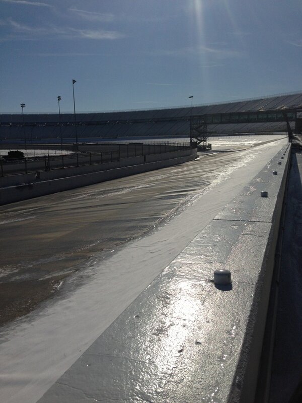 Snow and ice on the monster mile @mw55 <a href="/AllWaltrip/">🏁🏁🏁</a> <a href="/JeffGordonWeb/">Jeff Gordon</a> <a href="/DeLanaHarvick/">DeLana Harvick</a>