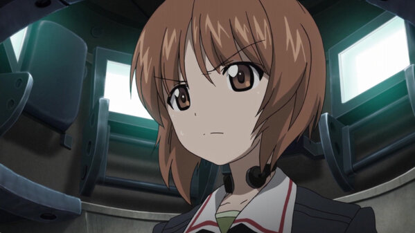 sdkfzbot's tweet image. 車長　車輌を指揮する人。第二次世界大戦前半までは砲撃、装填すべてをおこなっていたが、後半では三人用砲塔になり車長は戦闘指揮に専念することとなった。