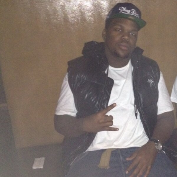 BEDROCKNYC's tweet photo. S/o to @Lauubeatz! #lcdubz #BDRK from #rhodeisland to #nyc http://t.co/9PZsmw9v