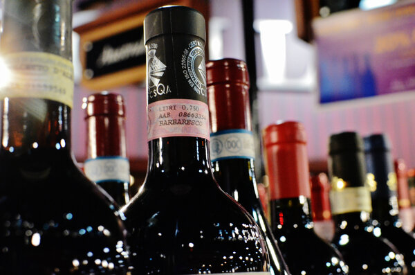 Mark Friday February 8 for a free wine tasting at the Wesley Chapel 201central! 5p-8p and 20% off of cases of wine!!