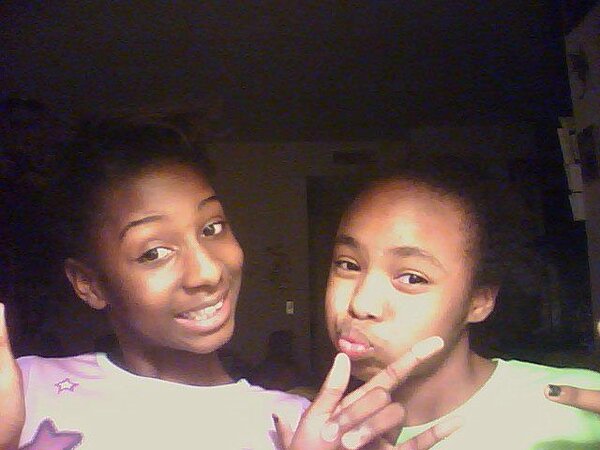 spicyw's tweet photo. febuary babiies!!one on the left:lemia:febuary 24!one on the right:chryshelle:febuary7! http://t.co/d4AxZxXg