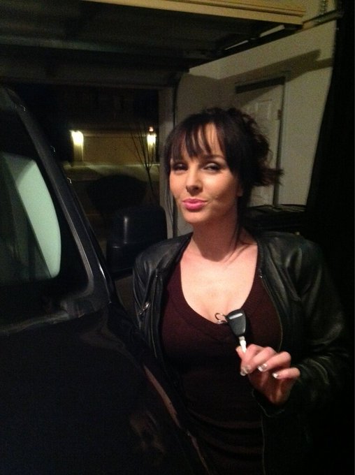 HI HO HI HO Off to work I go....LOL http://t.co/KJSOQSeF<a href="/tag/realloyalfans"class="tags"><span>#realloyalfans</span></a>