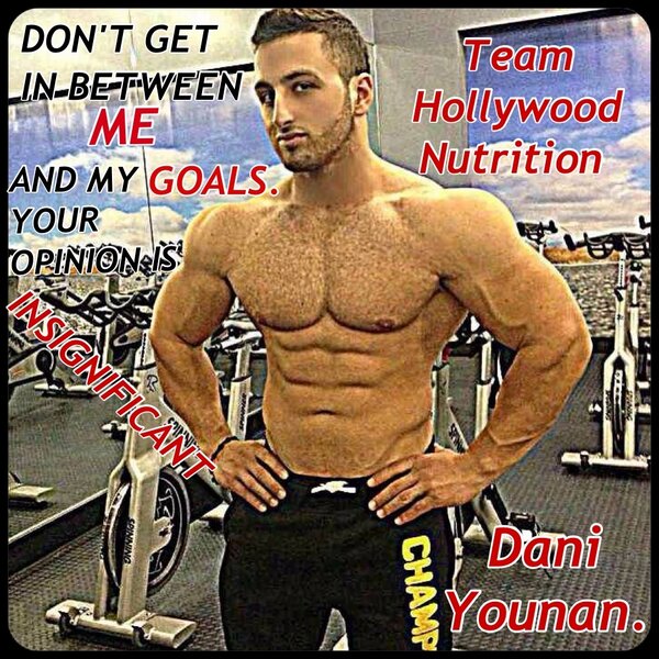HLWDNUTRITION's tweet photo. Team #HollywoodNutrition #NoExcuses http://t.co/tpOoSqHt