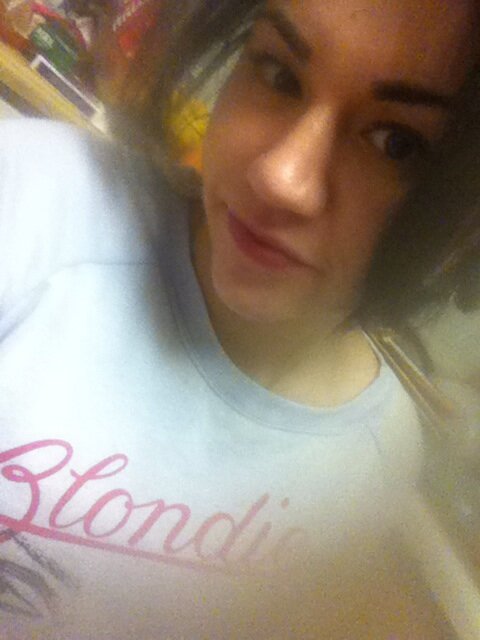 FancyAriez's tweet image. #blondieSweatshirt  #throwback #satFlow #famTime #fuckIT