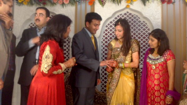 tripti_yatish's tweet photo. Ring ceremony #triptiwedsyatish http://t.co/yE93hqbx