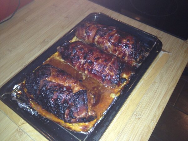 peterbcooper's tweet image. JELLY?! #baconexplosion #superbowlxlvii #sb47