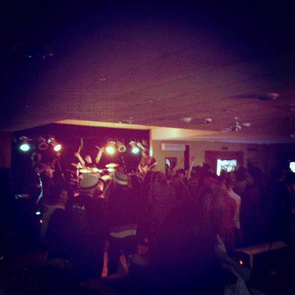 PickledParrotND's tweet photo. #o'fosho rockin the stage last night!! http://t.co/bB38dhX7