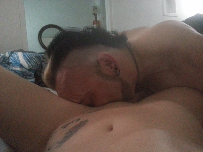 Perfect start to my super bowl day mmmmm @Dominik_Kross http://t.co/qY4BV6G4<a class="tags" target="_blank" title="On Twitter" href="/?out=eyJ0eXAiOiJKV1QiLCJhbGciOiJIUzUxMiJ9.eyJpYXQiOjE3MjA2OTI0ODQsImlzcyI6InR3cG9ybnN0YXJzLmNvbSIsIm5iZiI6MTcyMDY5MjQ4NCwiZXhwIjoxNzUyMjI4NDg0LCJyZWRpcmVjdF91cmwiOiJodHRwczovL3R3aXR0ZXIuY29tL0RvbWluaWtfS3Jvc3MifQ.QTVxq8-fcrCyW8oIp8EEMaqbClpcfQcbJVp-lmlaZzZ8U2nGgf3b1sMk-ih_xEuqYyPSFhWxYJM2jUvYGlOl0Q">@Dominik_Kross</a><a href="/tag/bossbitch"class="tags"><span>#bossbitch</span></a><a href="/tag/neeeeeeeeeehhhhhhh"class="tags"><span>#neeeeeeeeeehhhhhhh</span></a>