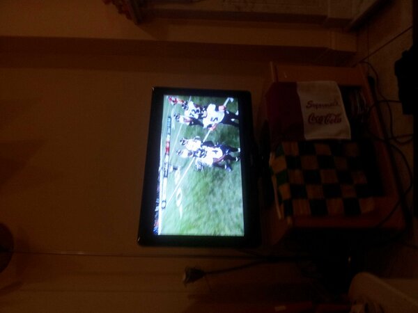RRisn's tweet photo. Learning all the rules #superbowl http://t.co/Iym28vHJ