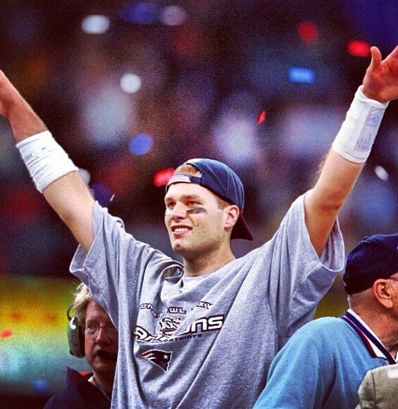 karynplante's tweet photo. 11 years ago in New Orleans the #patriots won their first Super Bowl #tombrady #newengland http://t.co/Vkc2uz0v
