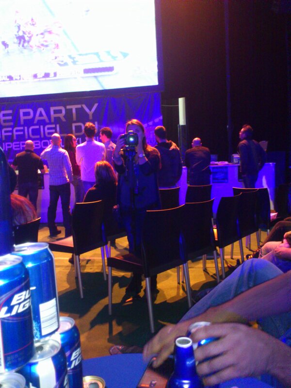 IrisRoot6718's tweet photo. Big brother is always watching #superbowlcanada http://t.co/KSBZQAa0