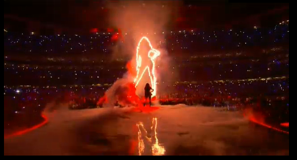 elsmacs's tweet photo. #BeyonceBowl http://t.co/Dn3txRvj