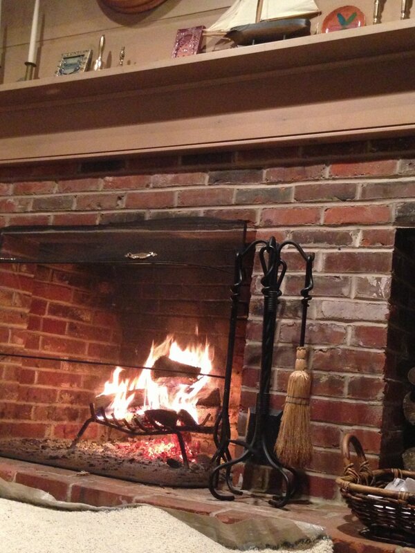 C_shields22's tweet image. At least my daddy made a fire #yougodave