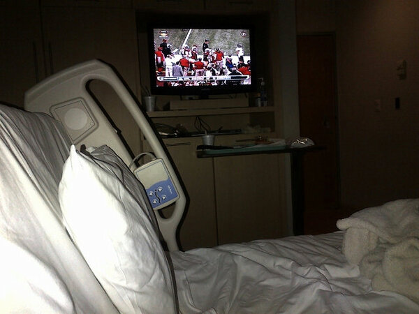 arturo_carmona's tweet photo. Viendo El Super Bowl desde Un Lugar Fuera De Lo Camun!! @KarlaPineda1 love You! Venga Cuervos!!! http://t.co/3ICRf1o8