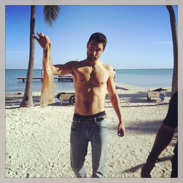 DanivanCamp's tweet photo. @Noah_live environmentalist/model #Noahmills !! http://t.co/AczL4Zxe