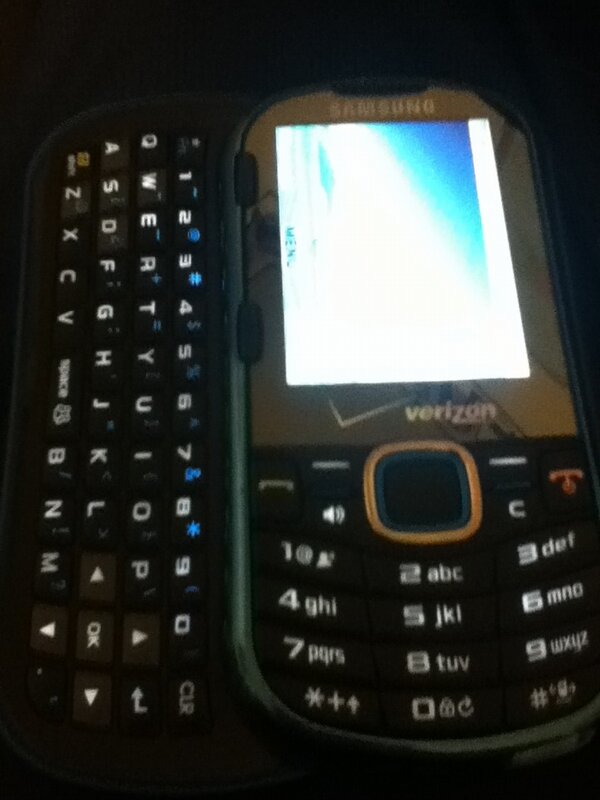 nickygrose91's tweet image. My phone&amp;gt;&amp;gt;&amp;gt;&amp;gt;&amp;gt;your phone #Slide #FullKeyboard however the only problem is the lack of emojoys