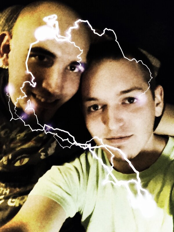 DylonWhite's tweet image. Haha I'm bored #Bored #letstext