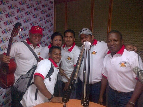 CalipsoBumbac's tweet photo. en nuestra #entrevista en @verdesmaduros 1 de #febrero http://t.co/a78NRRhC