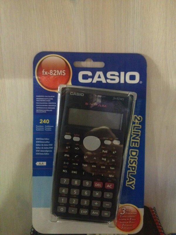 PAPERSURLUCENA's tweet photo. Buenos días !!!oferton de la semana calculadora científica Casio fx82 ms a 8 euros RT gracias http://t.co/oMDTJzrt