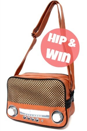 VintageForFun's tweet photo. #Winactie ♥ Win een #Retro Radiotas twv €32 http://t.co/UZIshuhn … … via @HippeShops en @Plukietsmoois Vul in &amp; Win! http://t.co/9Gl9Nx1d