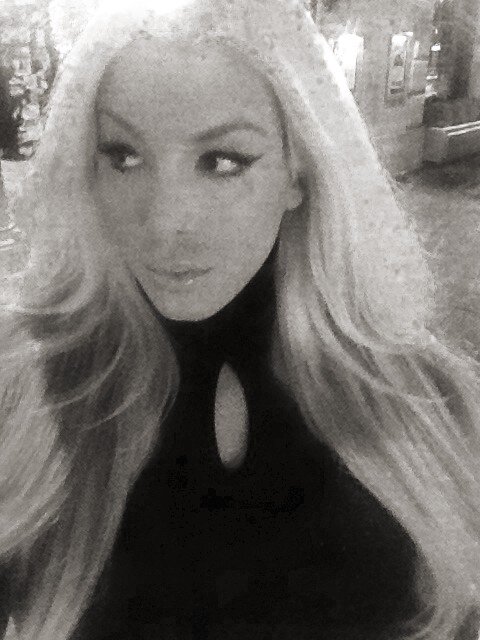 alyssaparis's tweet photo. Miss NYCs snow http://t.co/Bx4wpPBX