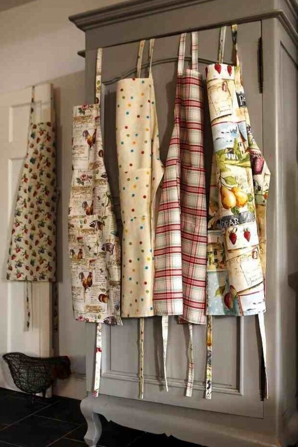 RemnantKings's tweet photo. Rain rain go away...why not have a day inside and make one of these pretty aprons? http://t.co/vvNNKsSn