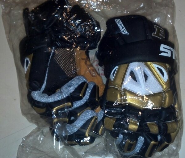 PurdueMensLax's tweet photo. For the #gameweek giveaway, RT this for a chance to win these Assaults! Winner will be announced Wednesday night! http://t.co/WdWxDyZu