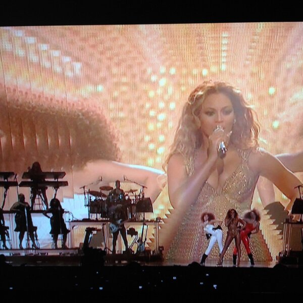 dancynancy3's tweet image. Tearing up while watching @Beyonce . #notdramatic #dreamer #gogetter #inspiration