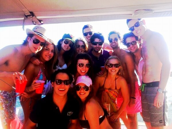 Ana1Melo's tweet photo. Buen desempeno equipo! #loschimoldrufios @anapaulacbg @ximerodriguezc http://t.co/mm2QrCL8