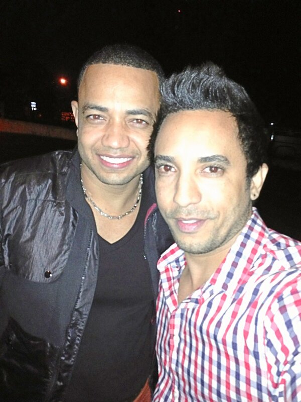 Darimambo01's tweet photo. El mambologo y yo en bebida ! http://t.co/QqRERxwM