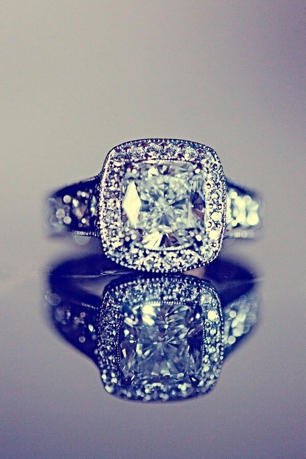 SouthernBFFProb's tweet image. Future ring. #notsimple #ell